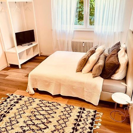 Gaestehaus Zur Uni Klinik Exklusives Apartment Mit Kueche Und Badezimmer Homburg  Exterior foto